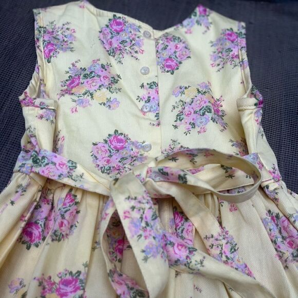 LAURA ASHLEY YELLOW FLORAL SLEEVELESS COTTON DRESS SCALLOP HEM FLOWER GIRL 6X - Picture 15 of 15